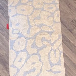 Opalhouse leopard print tufted bath rug